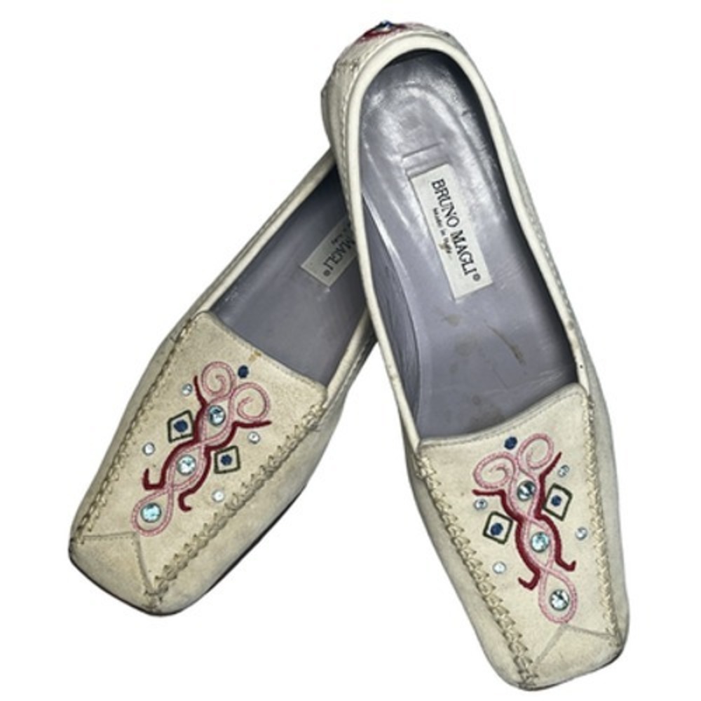 Bruno Magli Shoes Womens EU 36 Beige Suede Loafers Flats Embroidered Rhinestone